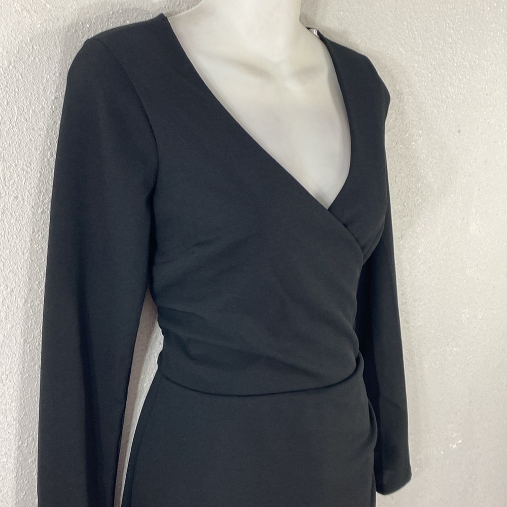 Lulu’s Babe Heaven Black Long Sleeve Asymmetrical Romper Medium M S22 - Picture 6 of 14